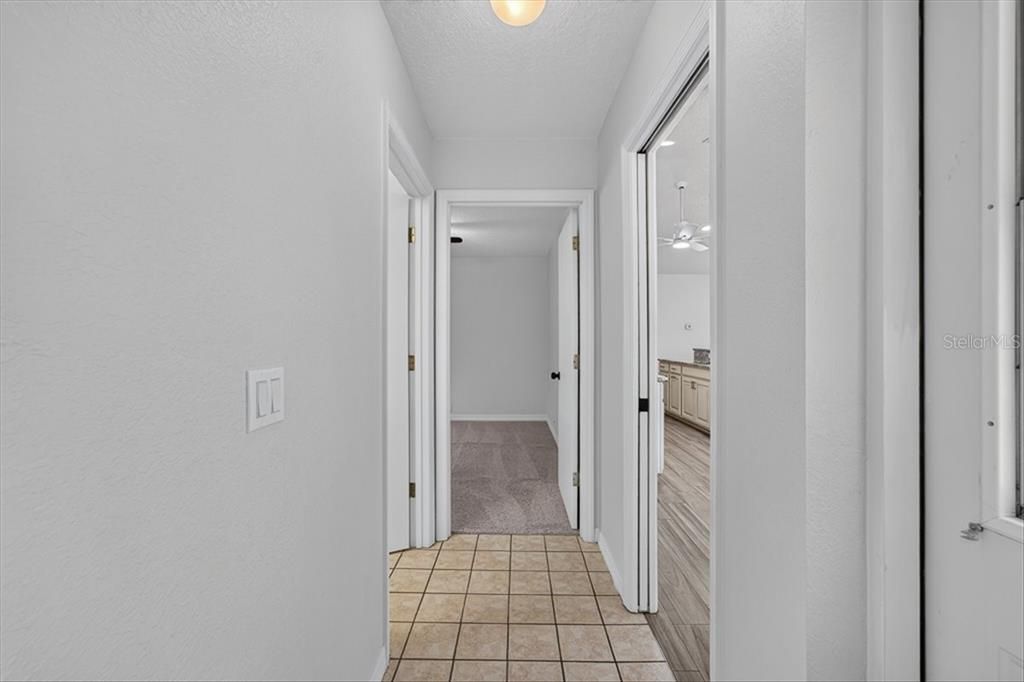 На продажу: $274,990 (3 спален, 2 ванн, 1277 Квадратных фут)