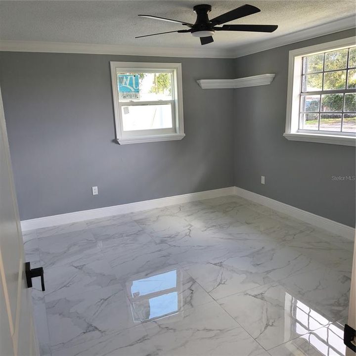 En Venta: $234,900 (2 camas, 1 baños, 1060 Pies cuadrados)