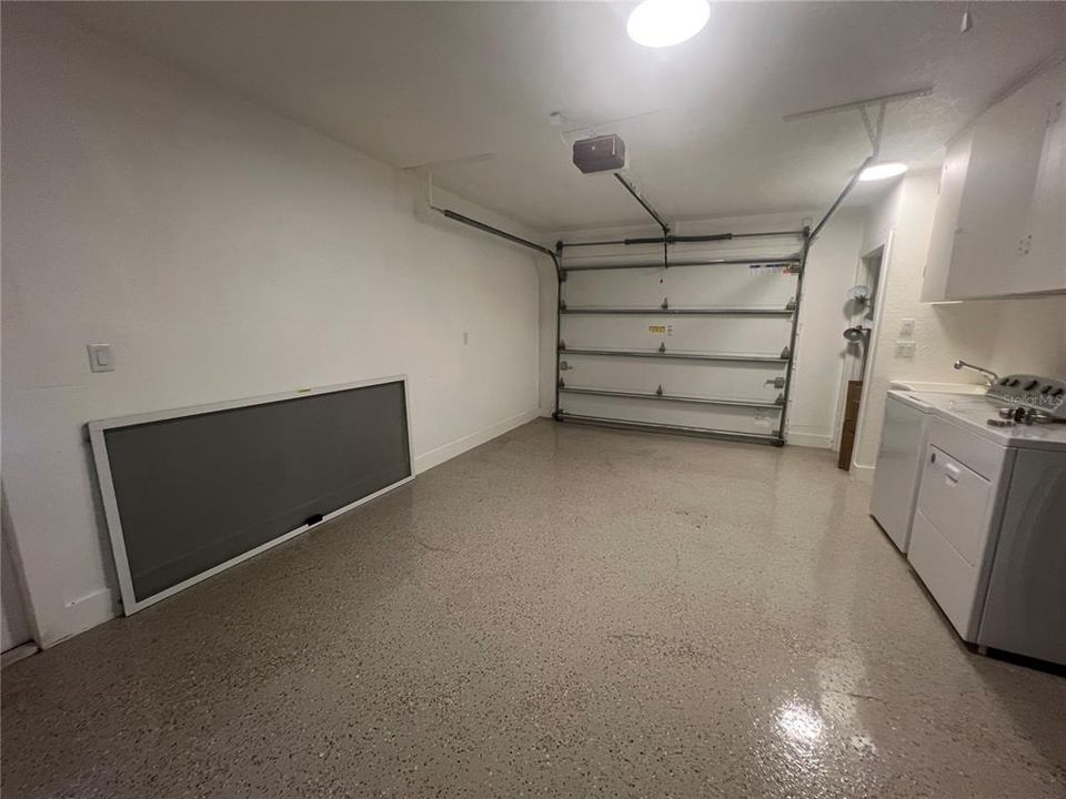 For Rent: $1,700 (2 beds, 2 baths, 1071 Square Feet)