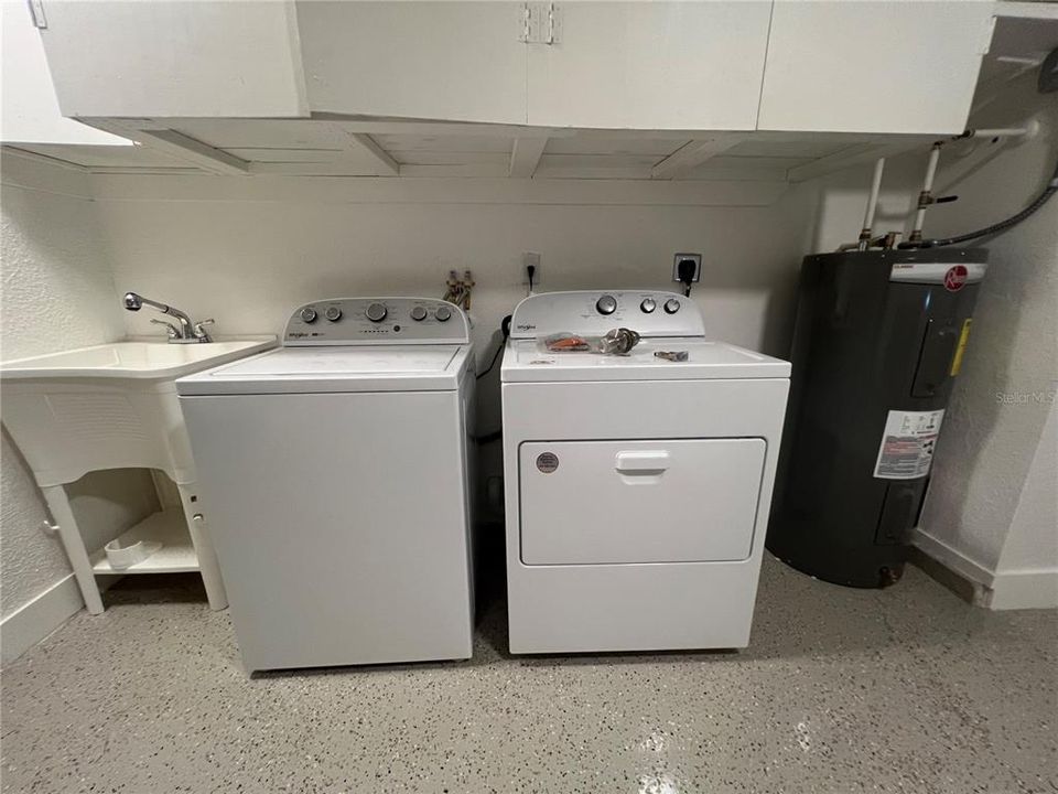 For Rent: $1,700 (2 beds, 2 baths, 1071 Square Feet)
