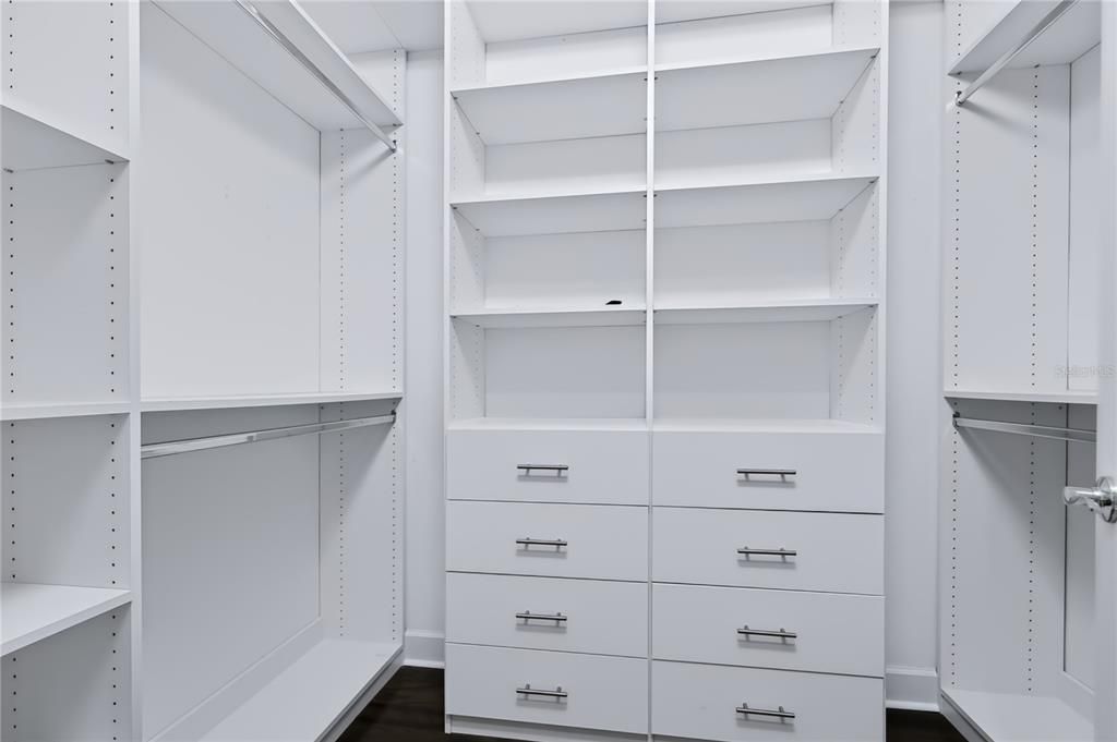 В аренду: $3,750 (5 спален, 4 ванн, 2961 Квадратных фут)