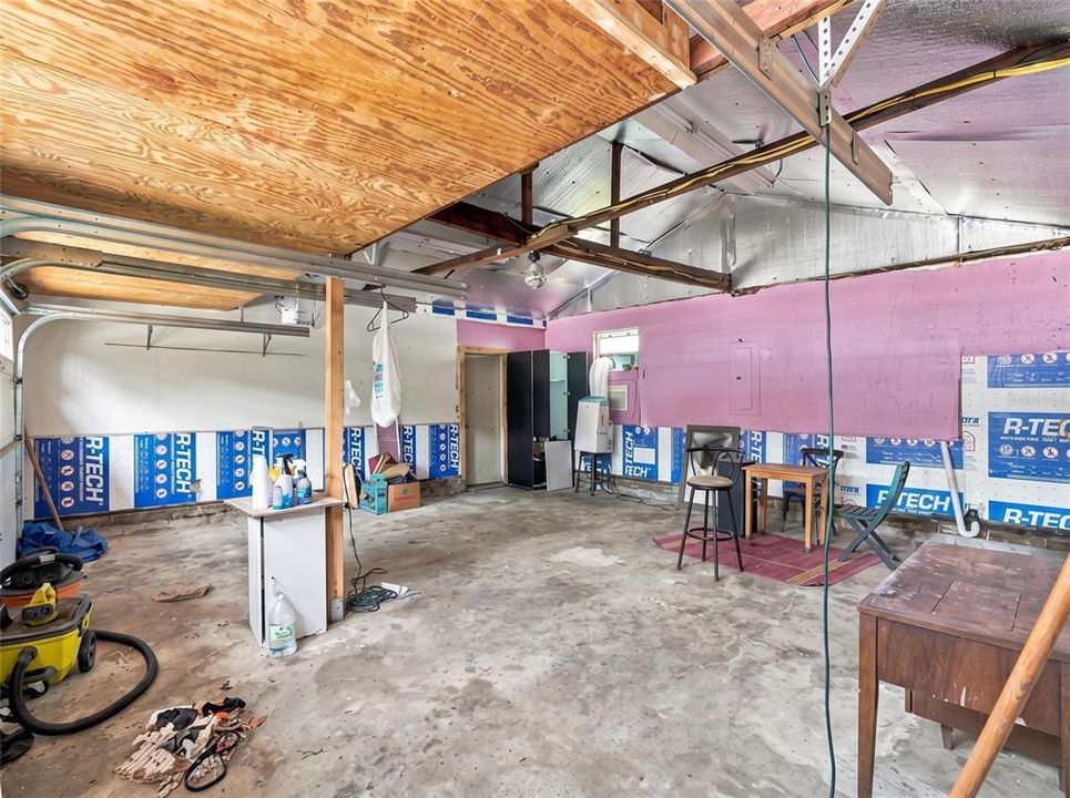 На продажу: $250,000 (3 спален, 2 ванн, 1228 Квадратных фут)