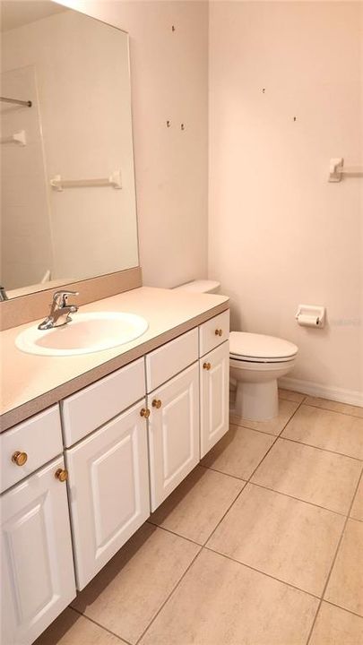 На продажу: $299,900 (3 спален, 2 ванн, 1684 Квадратных фут)