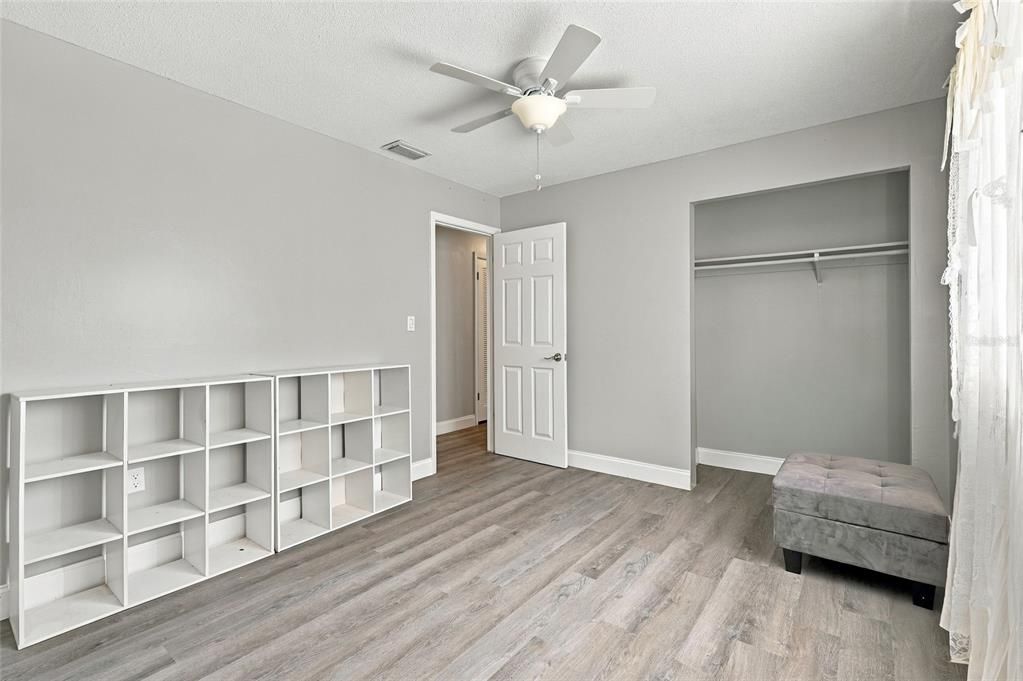 For Sale: $410,000 (3 beds, 2 baths, 1311 Square Feet)