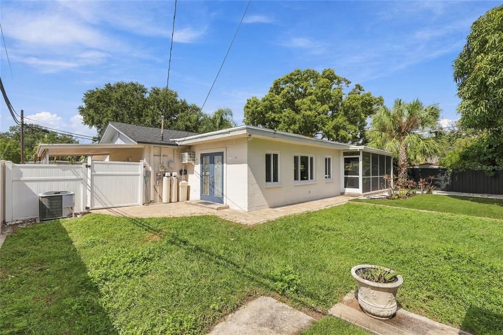 For Sale: $410,000 (3 beds, 2 baths, 1311 Square Feet)