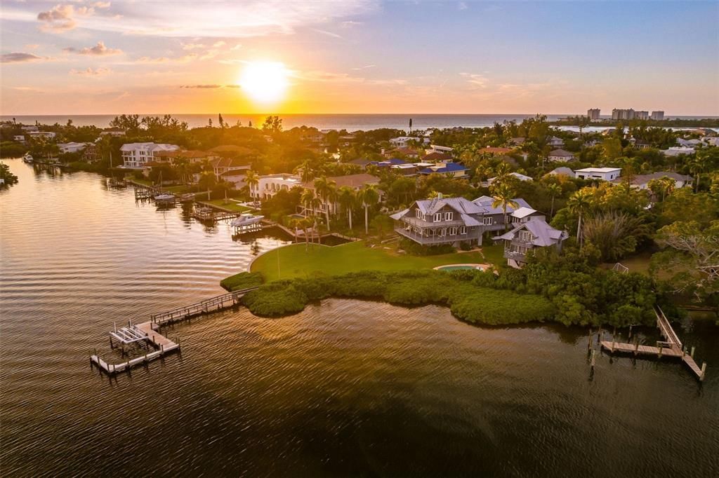 На продажу: $10,890,000 (1.34 acres)