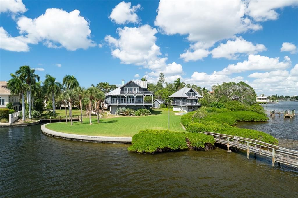 На продажу: $10,890,000 (1.34 acres)
