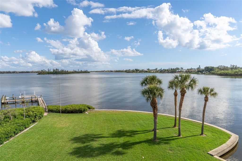 На продажу: $10,890,000 (1.34 acres)