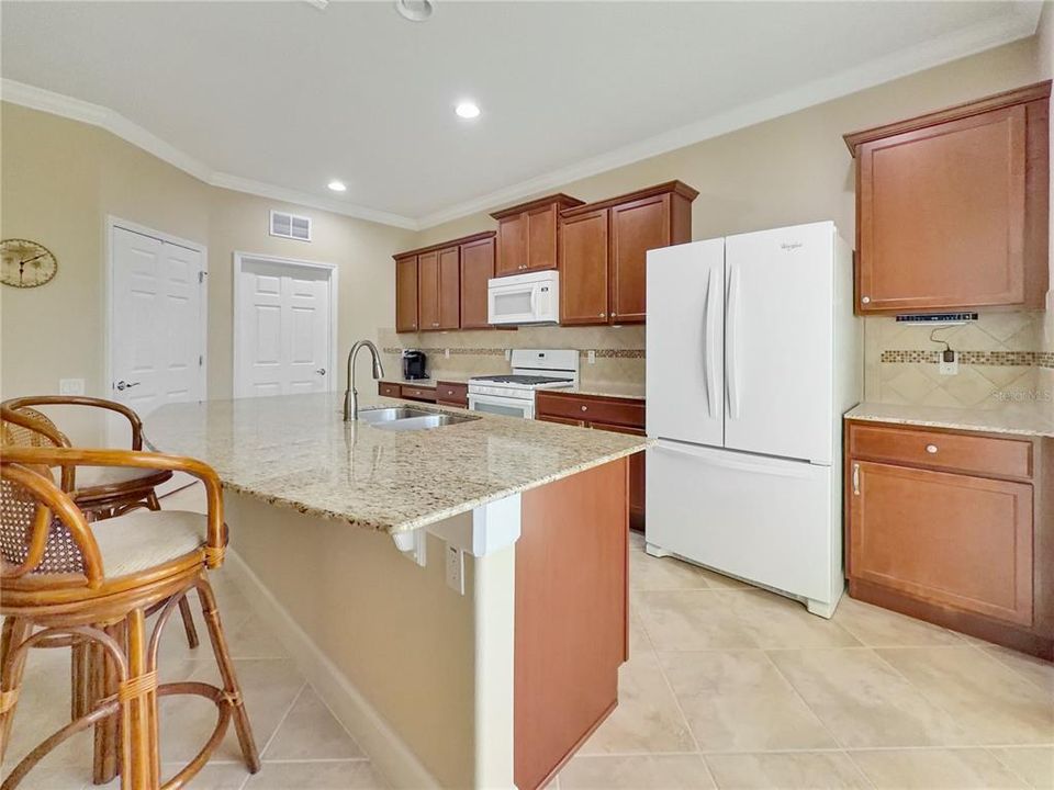 En Venta: $309,900 (2 camas, 2 baños, 1446 Pies cuadrados)