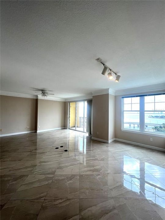 For Rent: $5,800 (3 beds, 2 baths, 1714 Square Feet)