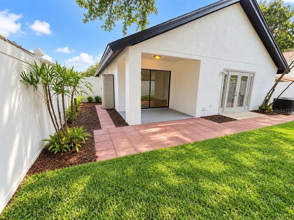 En Venta: $384,900 (3 camas, 2 baños, 1364 Pies cuadrados)
