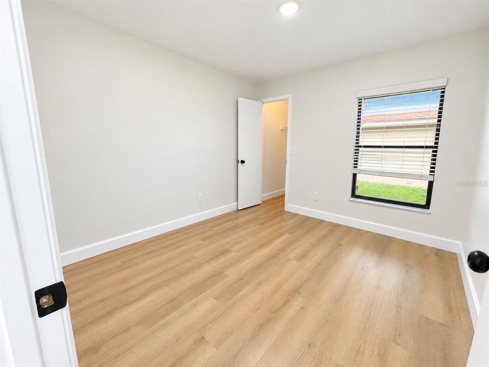 En Venta: $384,900 (3 camas, 2 baños, 1364 Pies cuadrados)