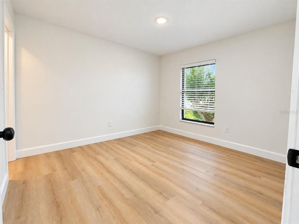 En Venta: $384,900 (3 camas, 2 baños, 1364 Pies cuadrados)