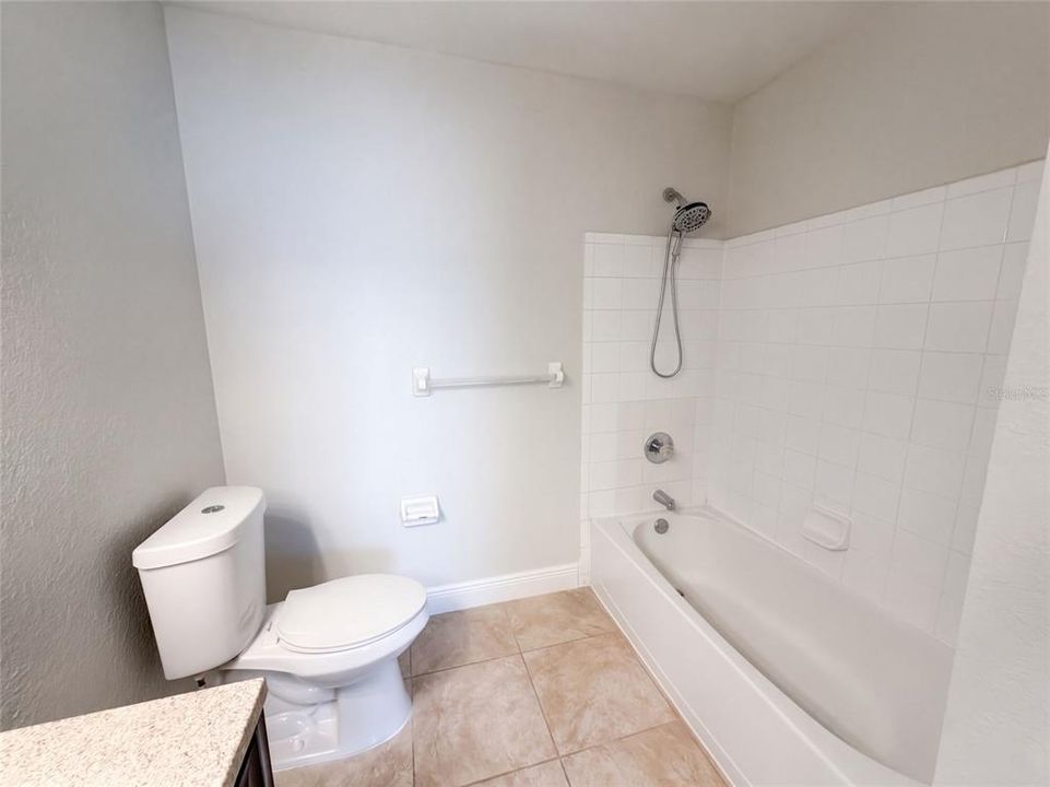 En Venta: $200,000 (2 camas, 2 baños, 1288 Pies cuadrados)