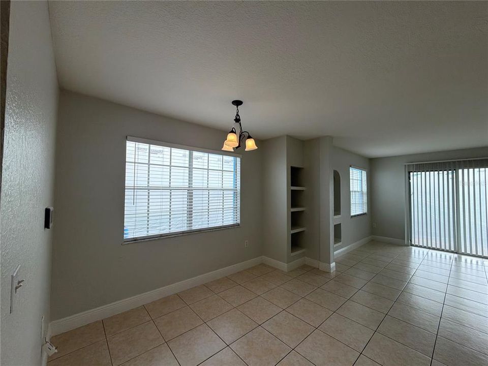 En Venta: $200,000 (2 camas, 2 baños, 1288 Pies cuadrados)