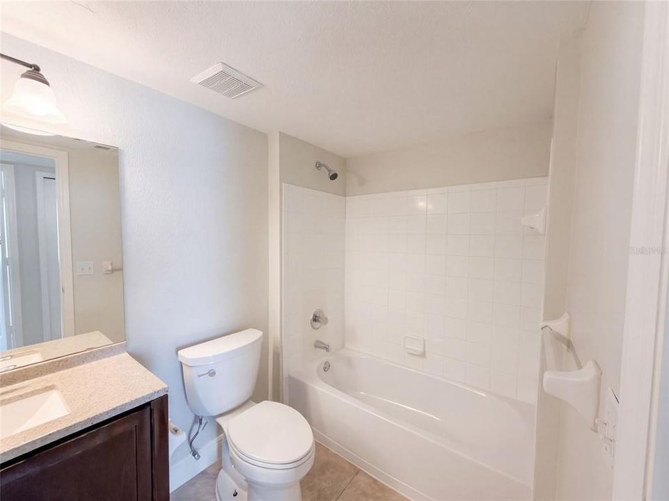 En Venta: $200,000 (2 camas, 2 baños, 1288 Pies cuadrados)