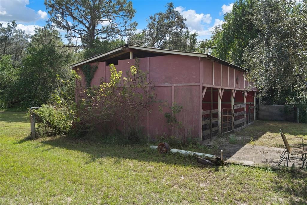 For Sale: $320,000 (3 beds, 2 baths, 1729 Square Feet)
