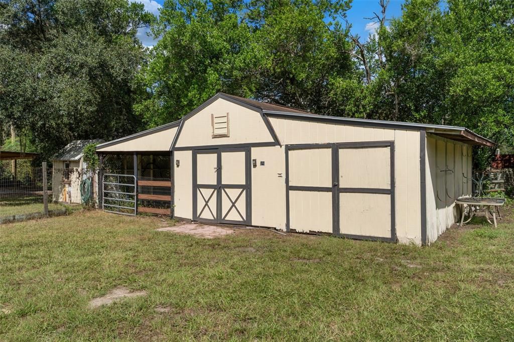 For Sale: $320,000 (3 beds, 2 baths, 1729 Square Feet)
