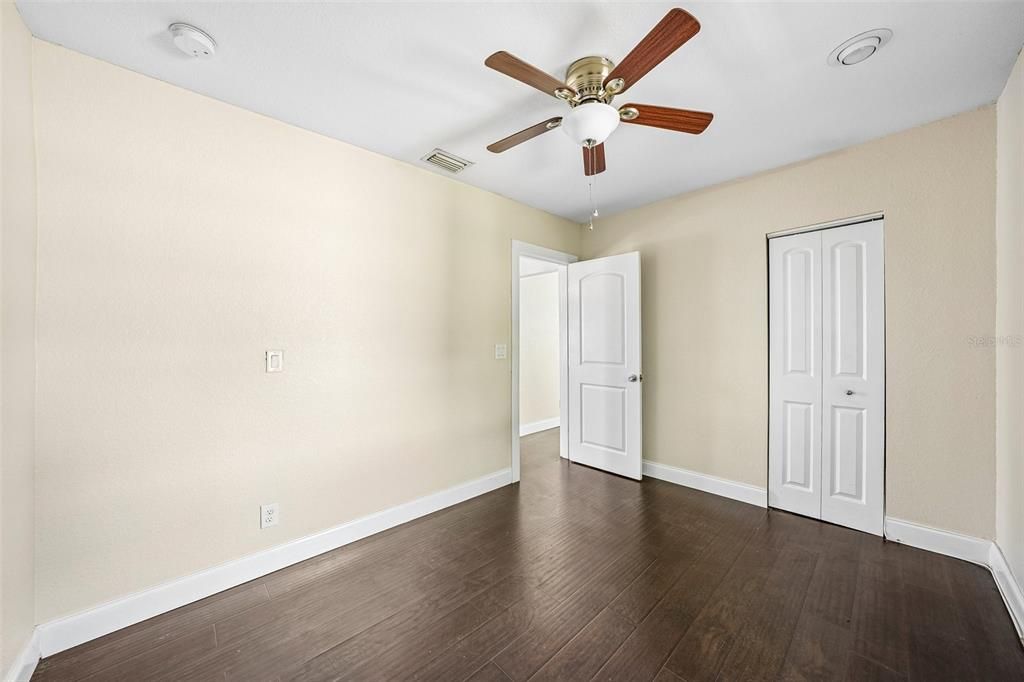For Sale: $534,000 (5 beds, 0 baths, 1866 Square Feet)