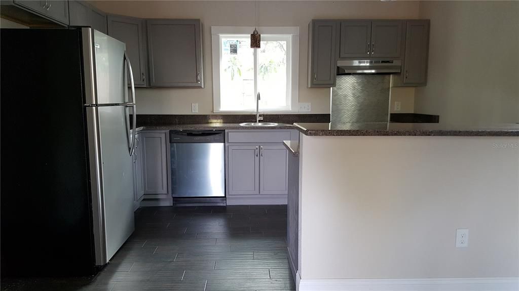 For Sale: $534,000 (5 beds, 0 baths, 1866 Square Feet)