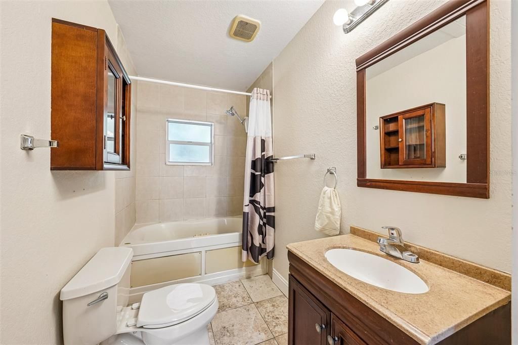 For Sale: $534,000 (5 beds, 0 baths, 1866 Square Feet)