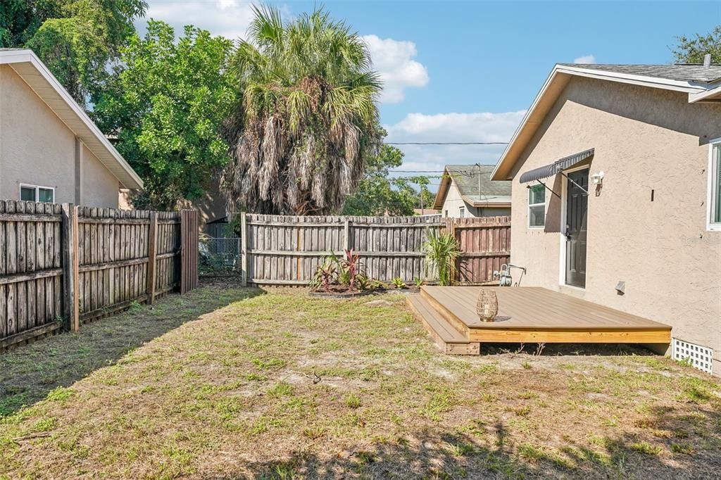 For Sale: $534,000 (5 beds, 0 baths, 1866 Square Feet)
