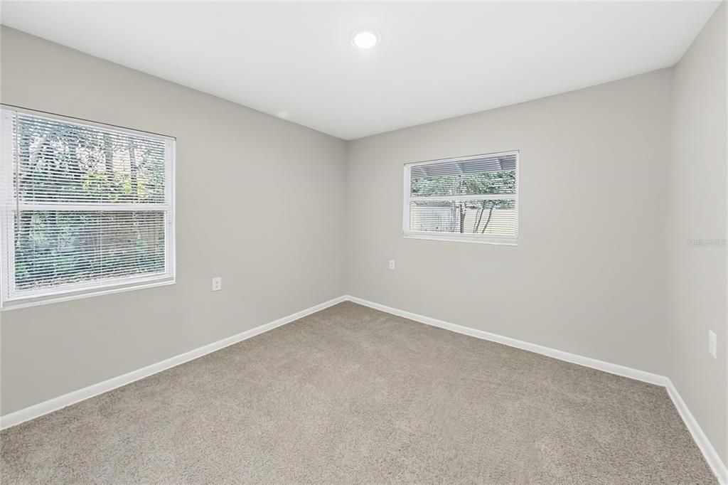 For Sale: $469,900 (3 beds, 3 baths, 1626 Square Feet)