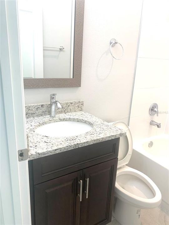 В аренду: $1,650 (3 спален, 2 ванн, 1001 Квадратных фут)