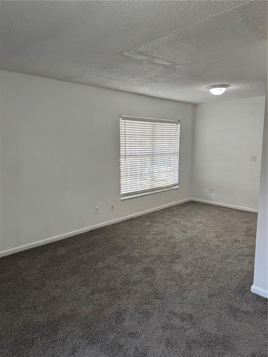 For Rent: $1,595 (3 beds, 2 baths, 1368 Square Feet)