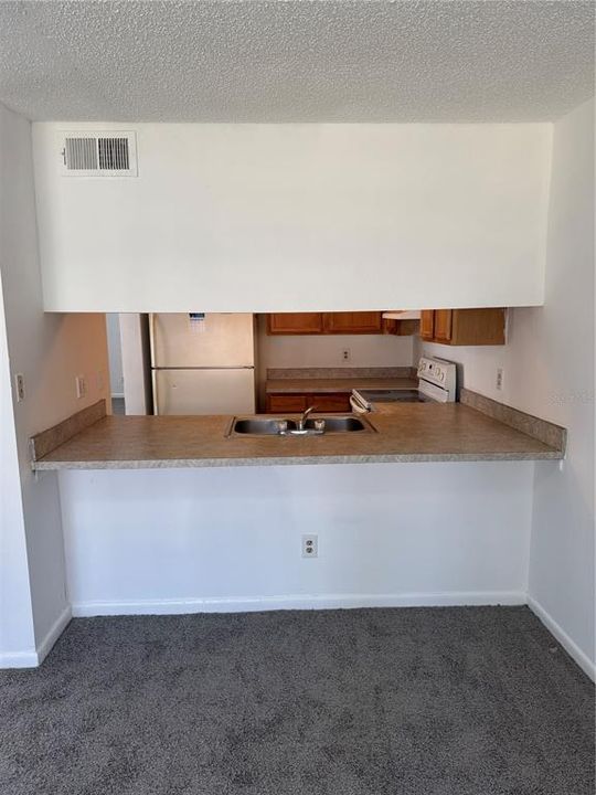 For Rent: $1,595 (3 beds, 2 baths, 1368 Square Feet)