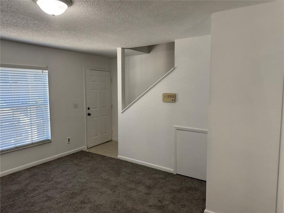 For Rent: $1,595 (3 beds, 2 baths, 1368 Square Feet)
