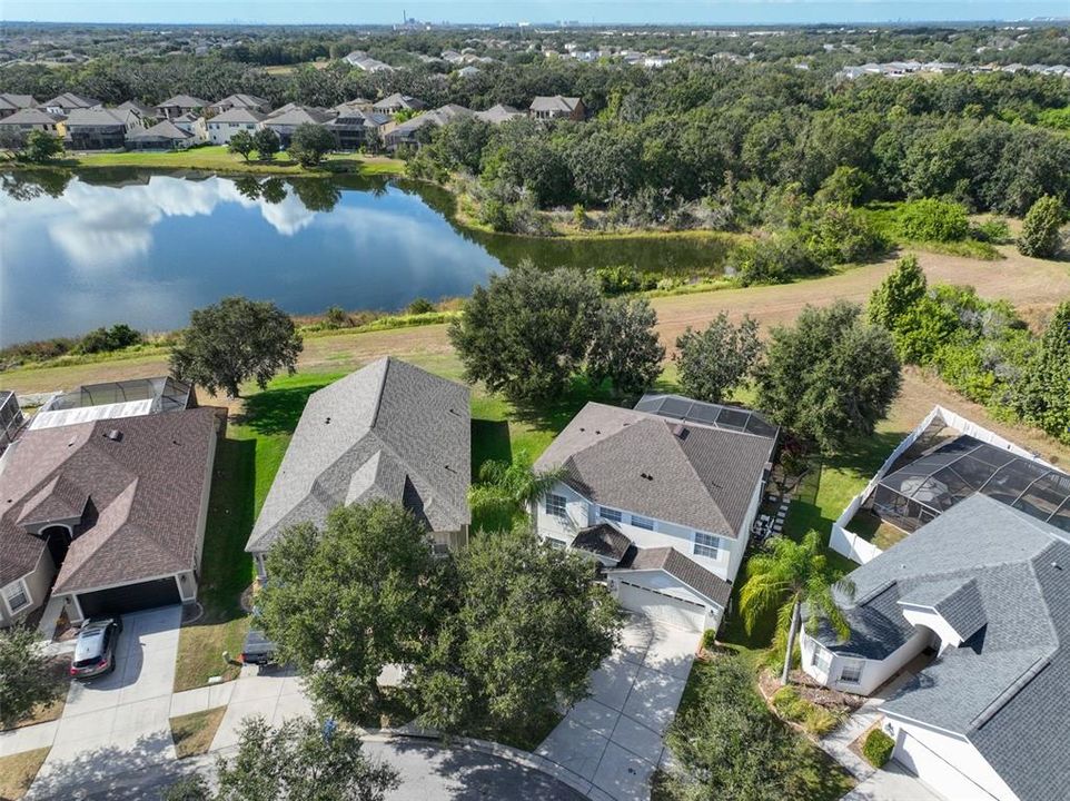 На продажу: $459,995 (4 спален, 2 ванн, 2500 Квадратных фут)