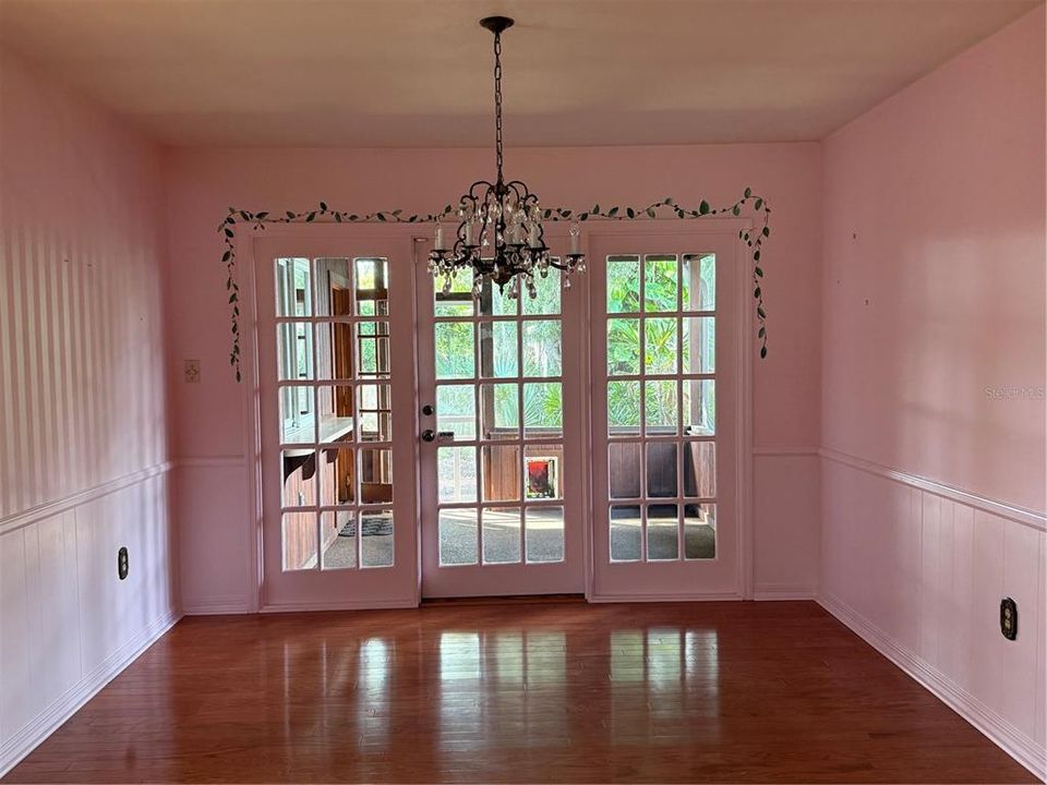 En Venta: $337,500 (3 camas, 2 baños, 2034 Pies cuadrados)