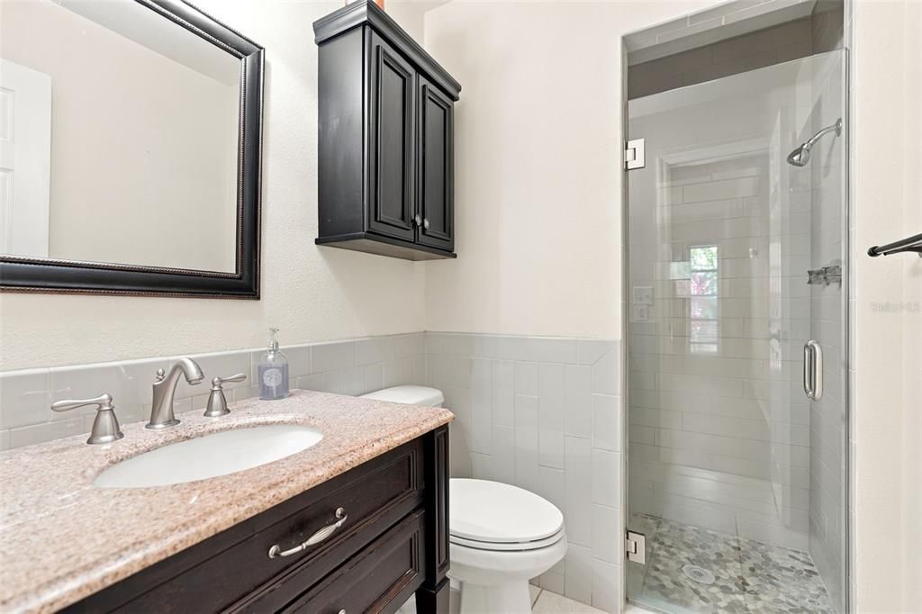 For Sale: $129,000 (2 beds, 2 baths, 1016 Square Feet)