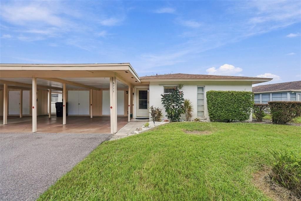 For Sale: $129,000 (2 beds, 2 baths, 1016 Square Feet)
