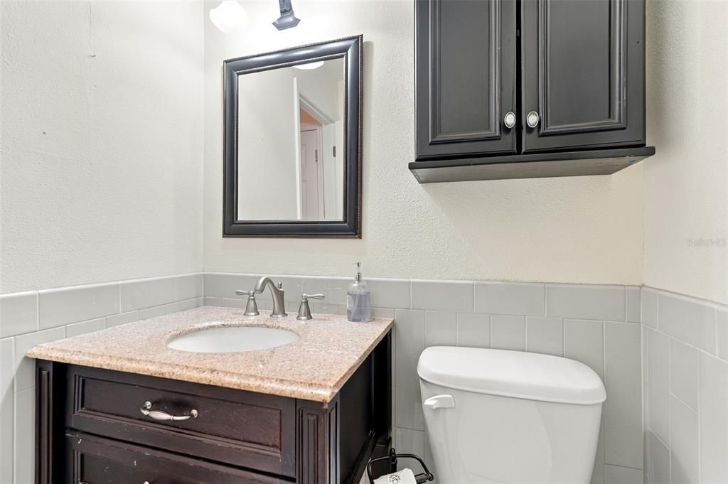 For Sale: $129,000 (2 beds, 2 baths, 1016 Square Feet)