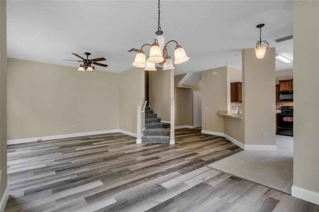 For Rent: $2,500 (3 beds, 2 baths, 1544 Square Feet)
