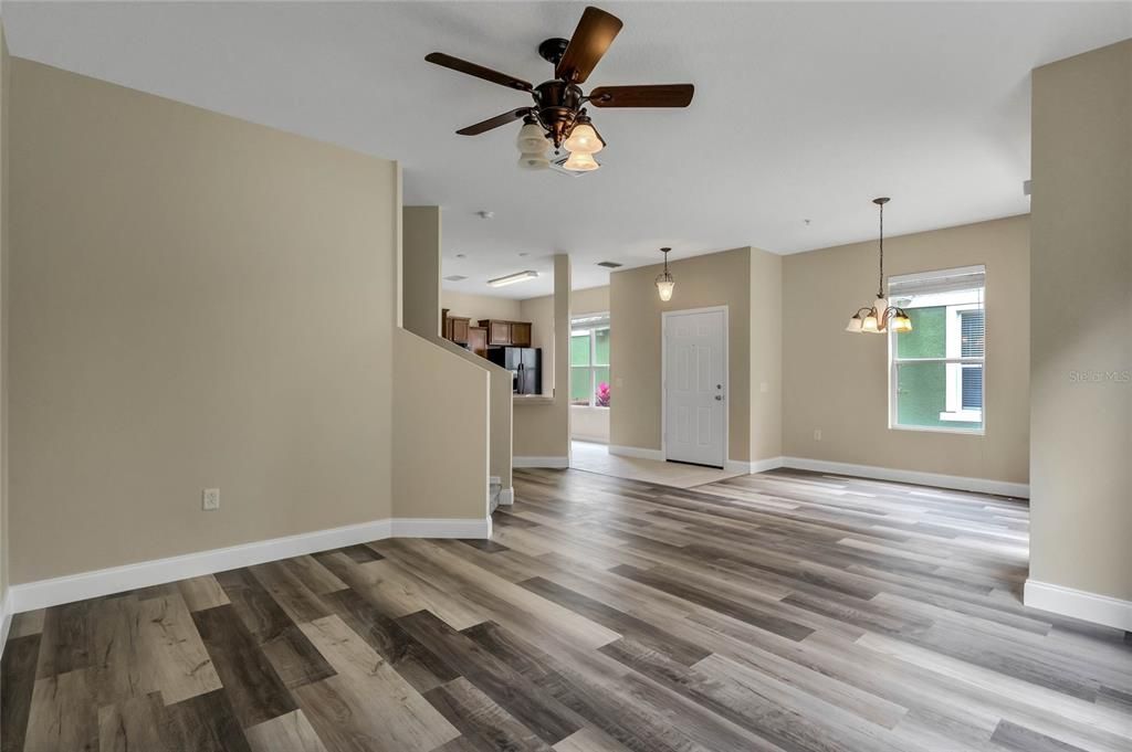 For Rent: $2,500 (3 beds, 2 baths, 1544 Square Feet)