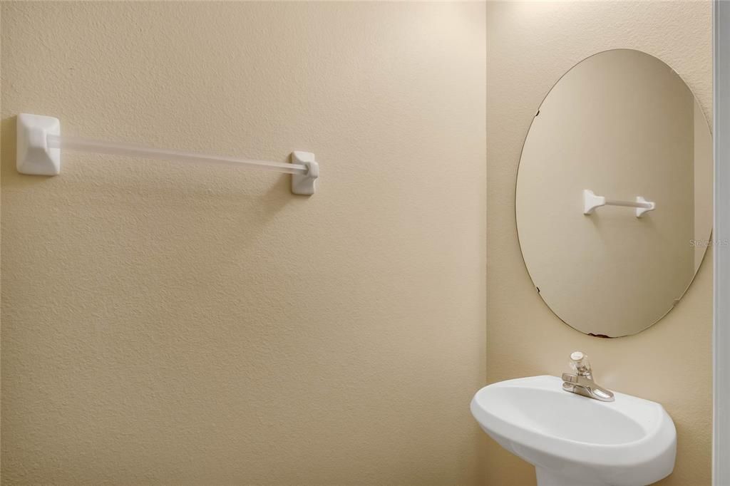 For Rent: $2,500 (3 beds, 2 baths, 1544 Square Feet)