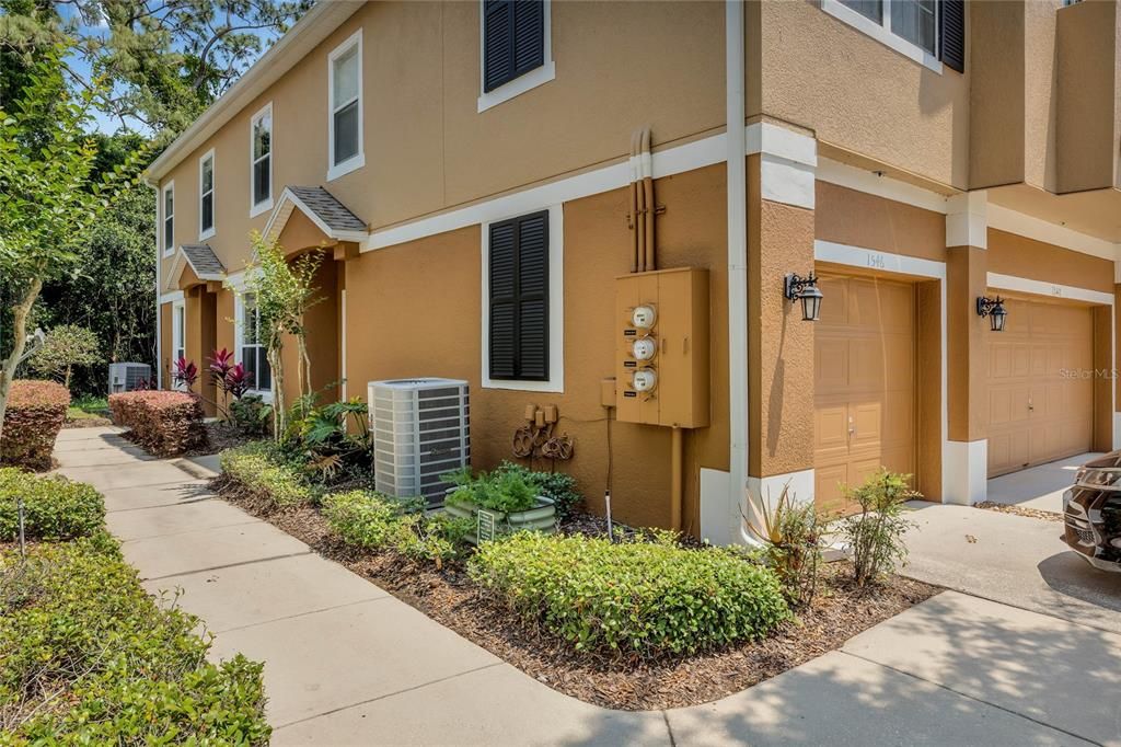 For Rent: $2,500 (3 beds, 2 baths, 1544 Square Feet)