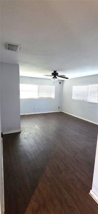 For Sale: $265,000 (3 beds, 2 baths, 1748 Square Feet)