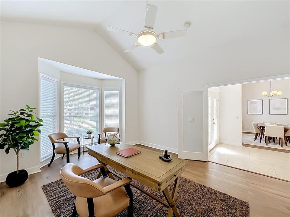 En Venta: $799,999 (5 camas, 4 baños, 3351 Pies cuadrados)