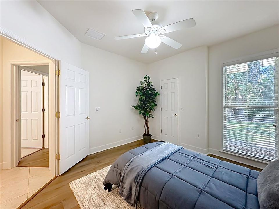 En Venta: $799,999 (5 camas, 4 baños, 3351 Pies cuadrados)