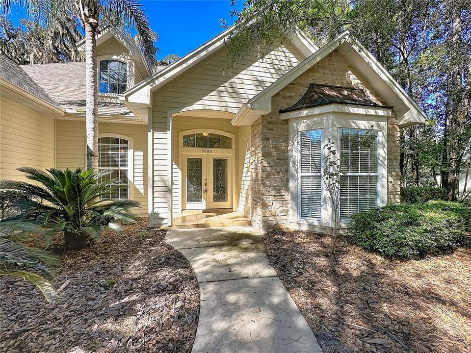 En Venta: $799,999 (5 camas, 4 baños, 3351 Pies cuadrados)