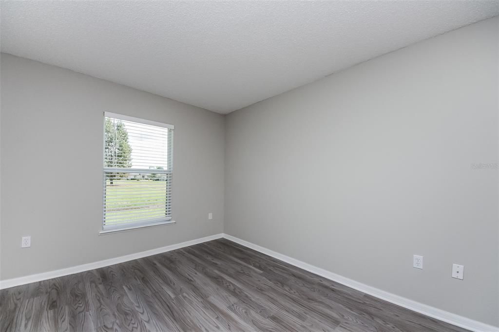 For Rent: $2,245 (4 beds, 2 baths, 2088 Square Feet)