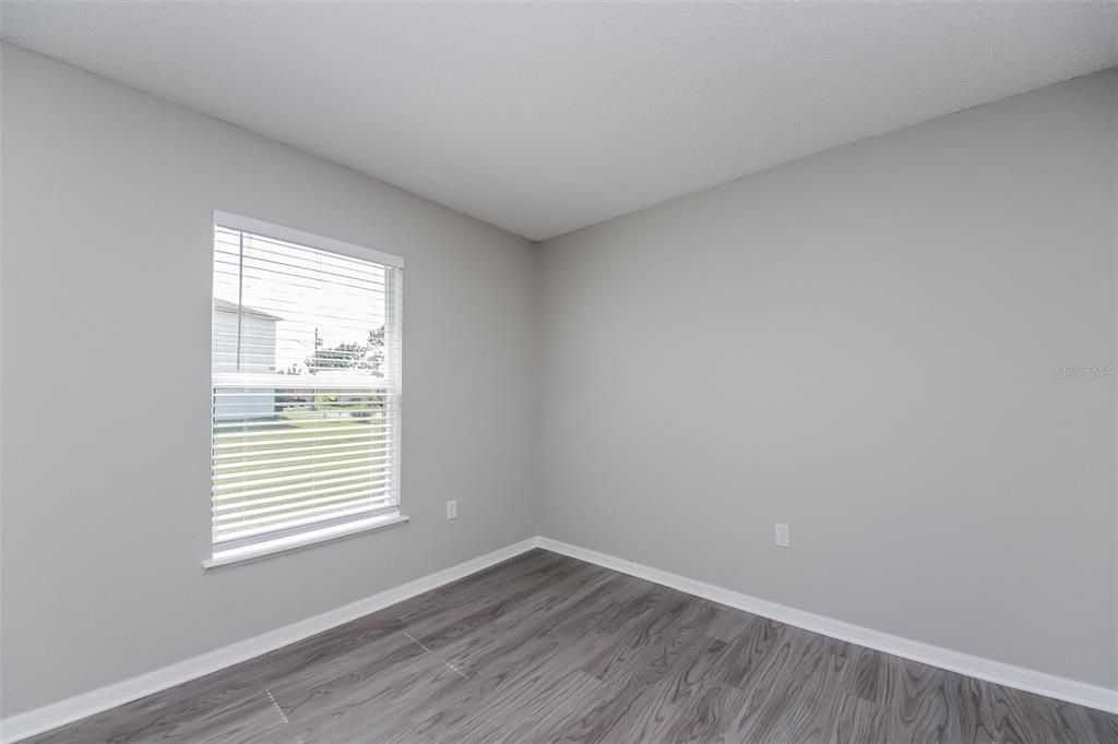 For Rent: $2,245 (4 beds, 2 baths, 2088 Square Feet)