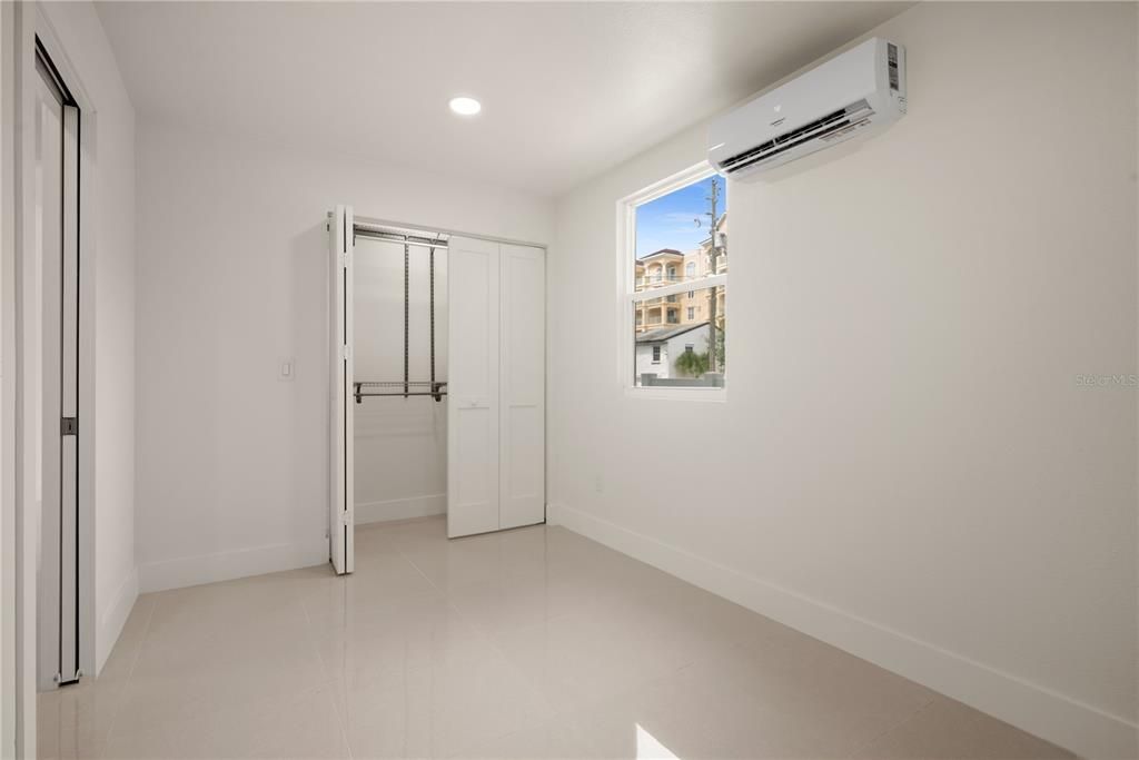 For Rent: $1,595 (1 beds, 1 baths, 525 Square Feet)