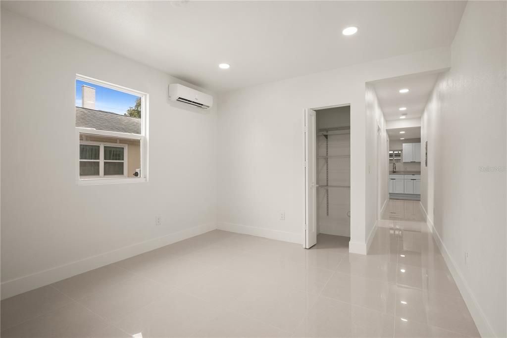 For Rent: $1,595 (1 beds, 1 baths, 525 Square Feet)