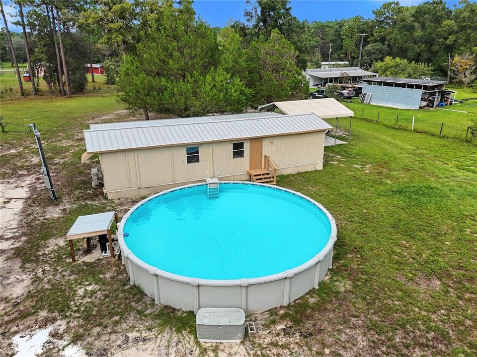 For Sale: $173,000 (2 beds, 1 baths, 644 Square Feet)