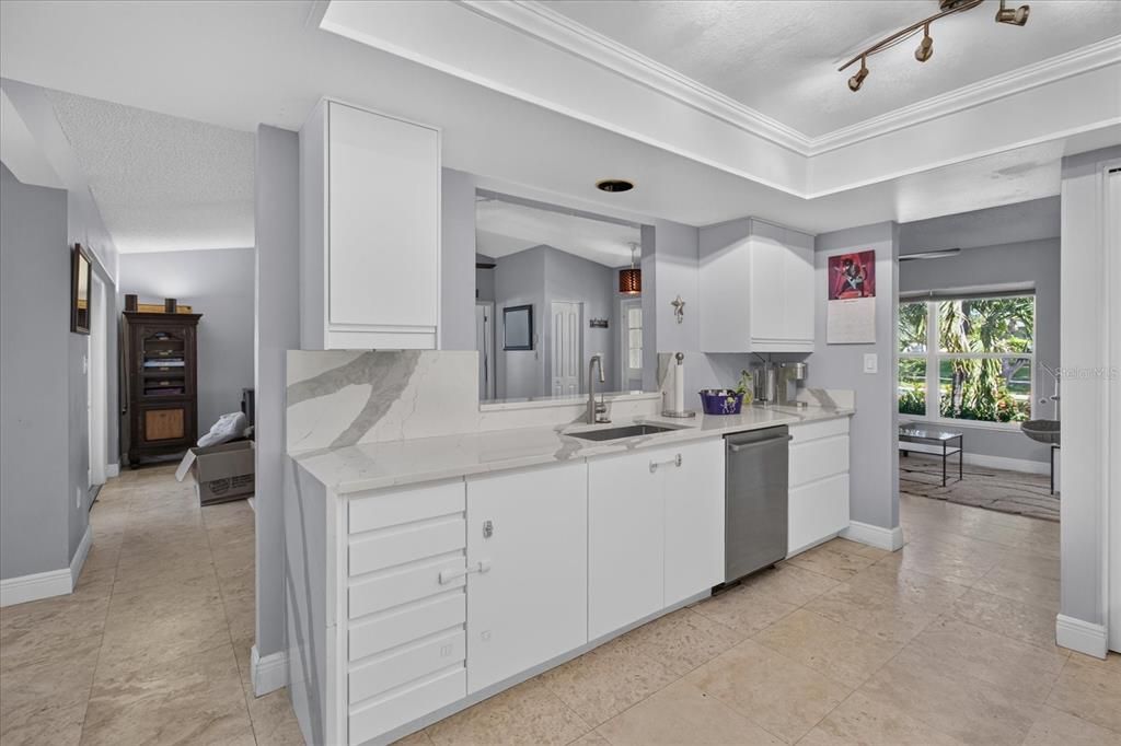 : $615,000 (3 спален, 2 ванн, 1813 Квадратных фут)